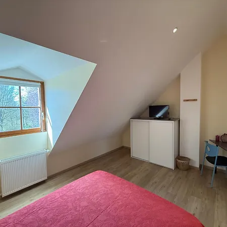 Etage Complet A La Campagne