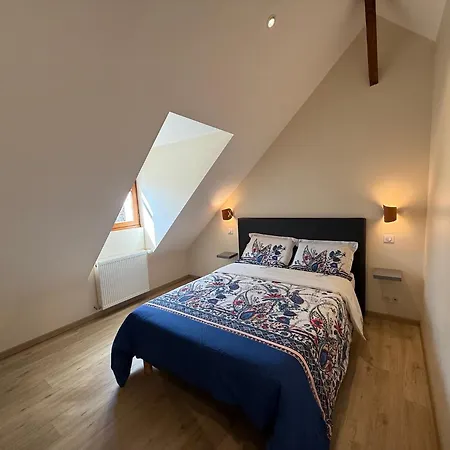 Etage Complet A La Campagne Nocleg ze śniadaniem