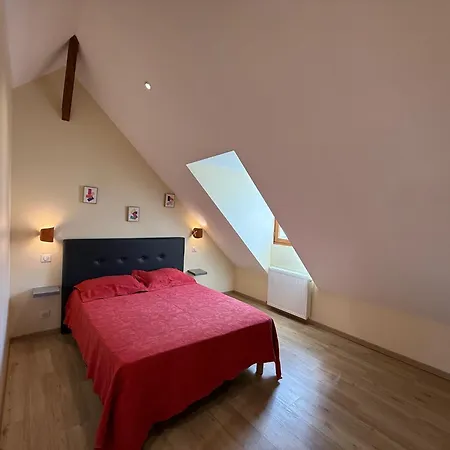Etage Complet A La Campagne Nocleg ze śniadaniem